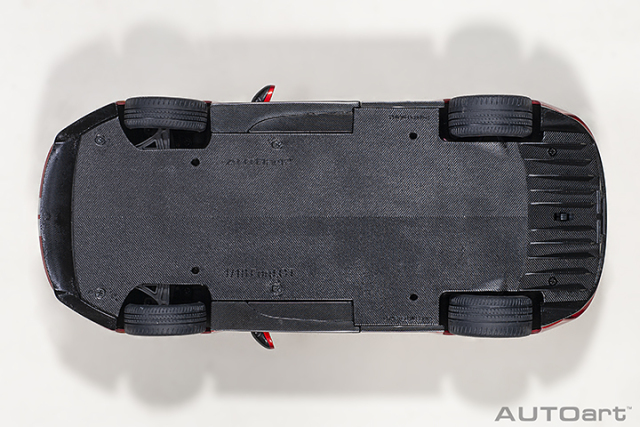 72943 1/18 FORD GT 2017 (LIQUID RED/SILVER STRIPES)