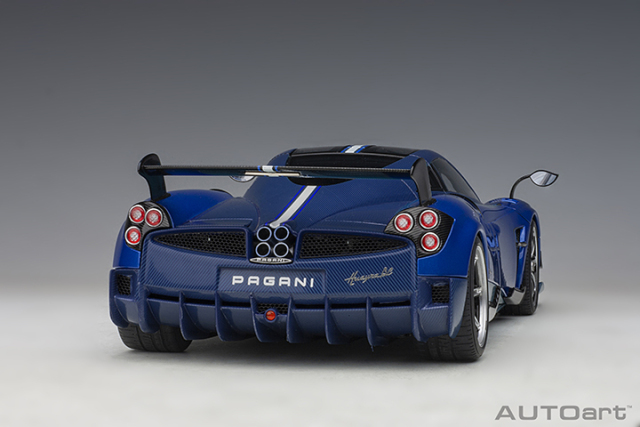 78277 1/18 PAGANI HUAYRA BC (BLU FRANCIA/CARBON)