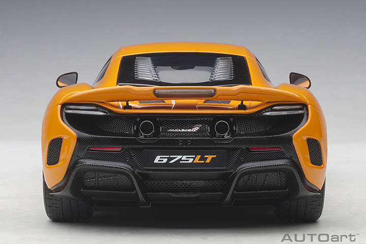 76048 1/18 McLAREN 675LT (McLAREN ORANGE)