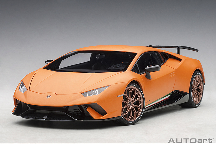 79152 1/18 LAMBORGHINI HURACAN PERFORMANTE (ARANCIO ANTHAEUS/MATT ORANGE)