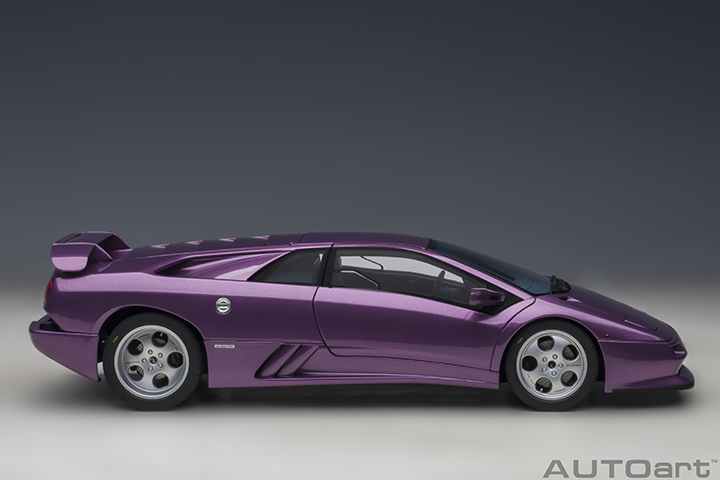 79158 1/18 LAMBORGHINI DIABLO SE30 (VIOLA SE30/METALLIC PURPLE)