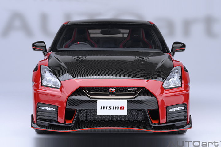 77502 1/18 NISSAN GT-R (R35) NISMO 2022 SPECIAL EDITION (VIBRANT RED)