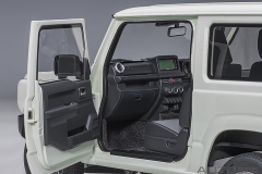 78505 1/18 SUZUKI JIMNY (JB64)(PURE WHITE PEARL)