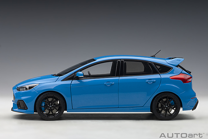 72953 1/18 FORD FOCUS RS 2016 (NITROUS BLUE)