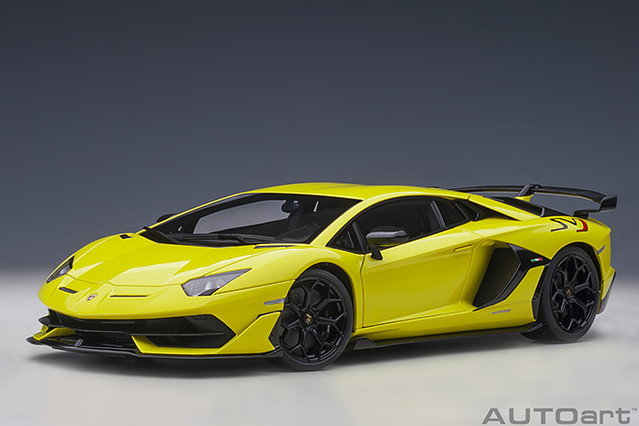 79175 1/18 LAMBORGHINI AVENTADOR SVJ  (GIALLO TENERIFE/PEARL YELLOW)