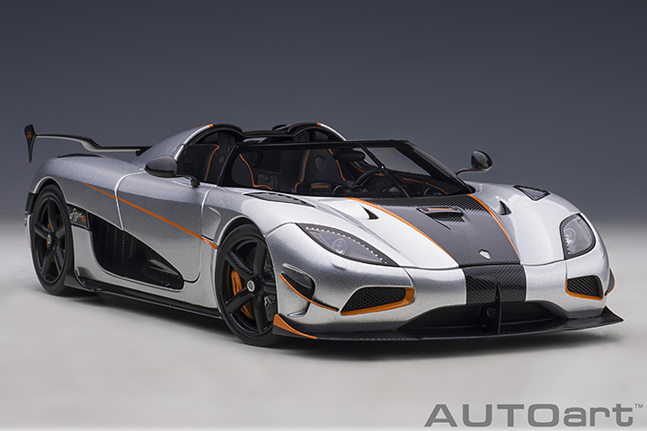 79024 1/18 KOENIGSEGG AGERA RS (MOON SILVER/CARBON BLACK/ORANGE ACCENTS)