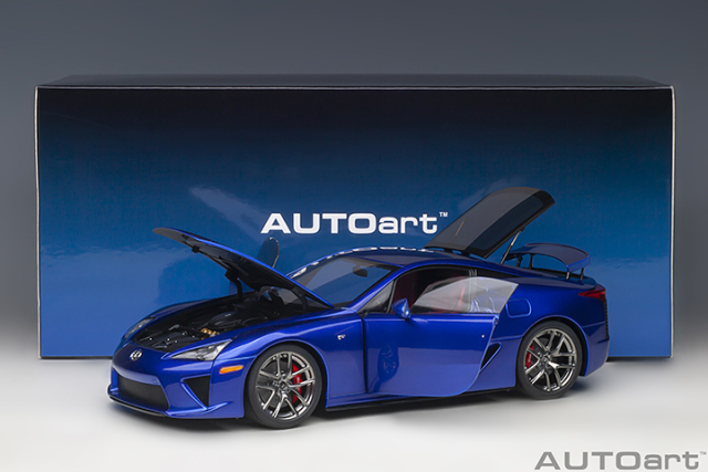 78858 1/18 LEXUS LFA (PEARL BLUE)