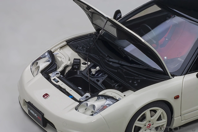 73219 1/18 HONDA NSX-R (NA2)(CHAMPIONSHIP WHITE)