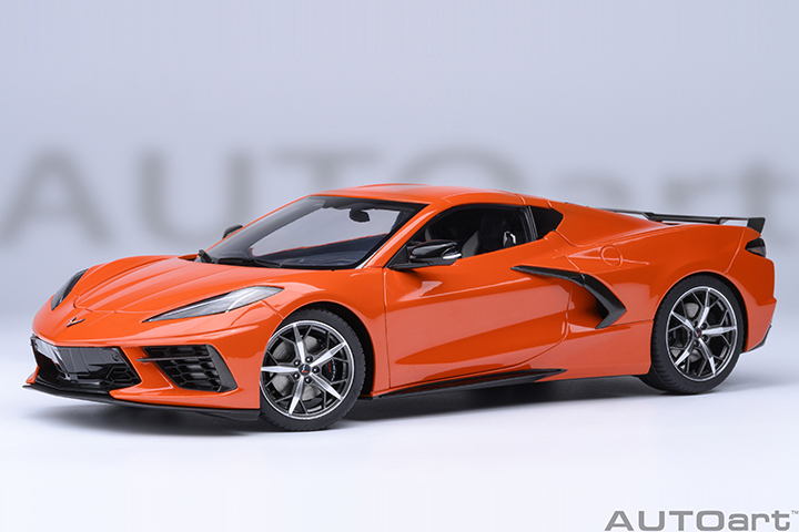 71283 1/18 CHEVROLET CORVETTE C8 STINGRAY Z51 (SEBRING ORANGE)