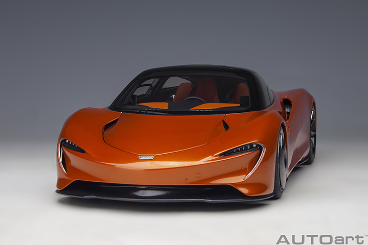 76088 1/18 McLAREN SPEEDTAIL(VOLCANO ORANGE)