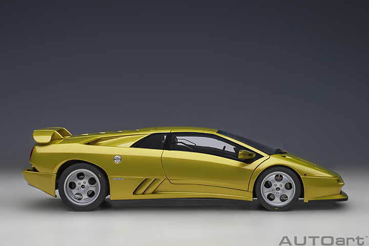 79157 1/18 LAMBORGHINI DIABLO SE30 (GIALLO SPYDER/METALLIC YELLOW)