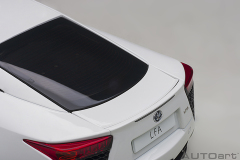 78850 1/18 LEXUS LFA (WHITEST WHITE)