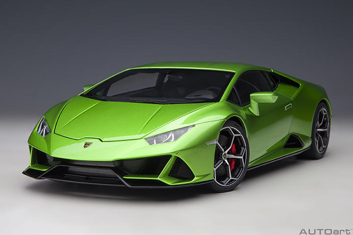 79215 1/18 LAMBORGHINI HURACAN EVO (VERDE SELVANS)