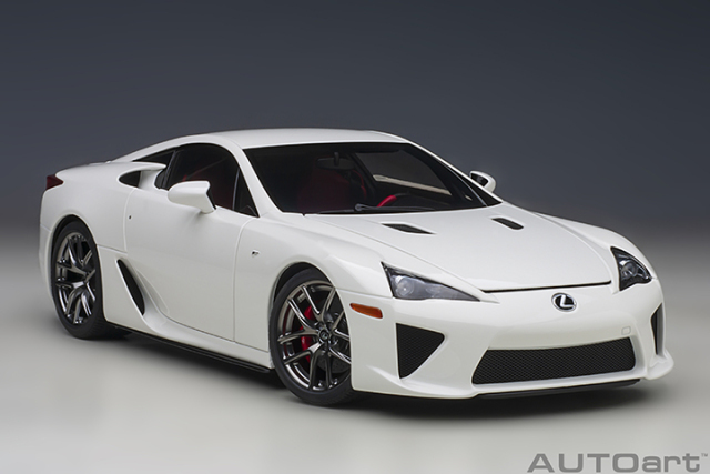 78850 1/18 LEXUS LFA (WHITEST WHITE)