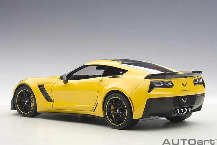 71260  1/18 CHEVROLET CORVETTE C7 Z06 C7R EDITION (CORVETTE RACING YELLOW)