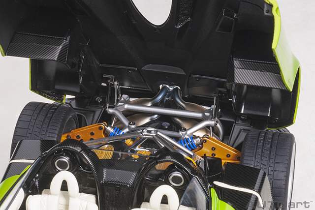 78288 1/18 PAGANI HUAYRA ROADSTER (VERDE FIRENZE)