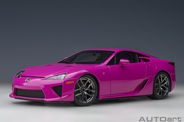 78859 1/18 LEXUS LFA (PASSIONATE PINK)