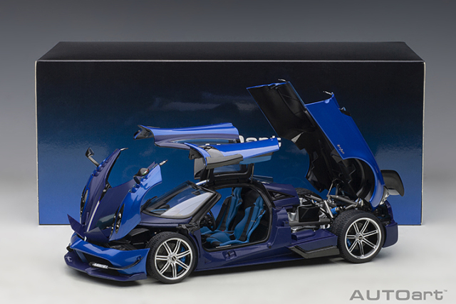 78277 1/18 PAGANI HUAYRA BC (BLU FRANCIA/CARBON)
