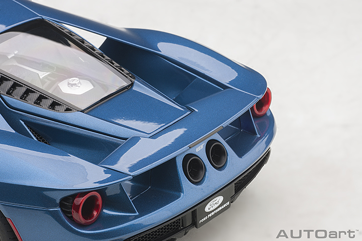 72942 1/18 FORD GT 2017 (LIQUID BLUE)