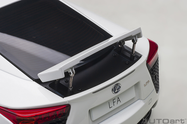78850 1/18 LEXUS LFA (WHITEST WHITE)