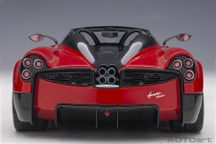 78287 1/18 PAGANI HUAYRA ROADSTER (ROSSO MONZA/RED)