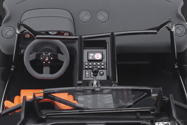 79146 1/18 LAMBORGHINI DIABLO SV-R (DEEP BLACK)