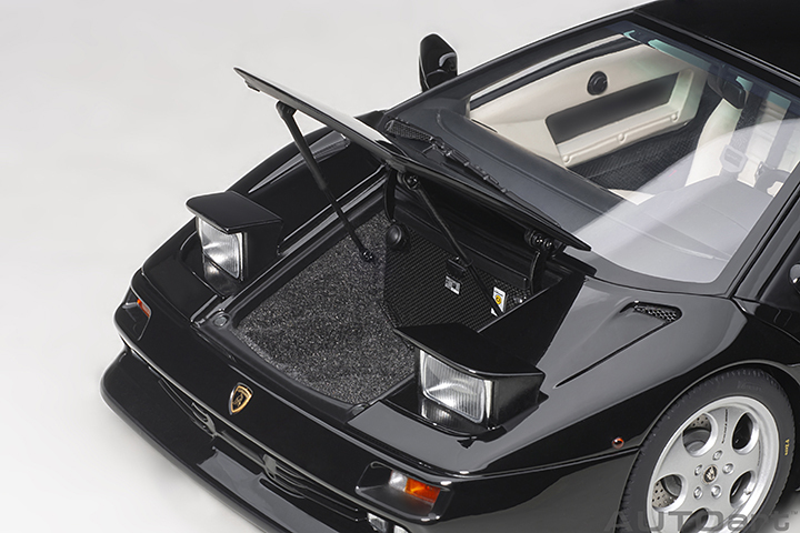 79159 1/18 LAMBORGHINI DIABLO SE30 (DEEP BLACK METALLIC)