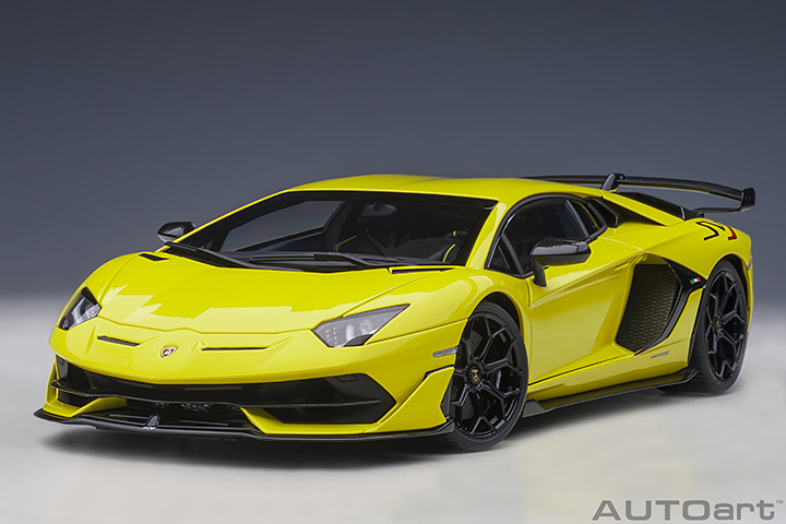 79175 1/18 LAMBORGHINI AVENTADOR SVJ  (GIALLO TENERIFE/PEARL YELLOW)