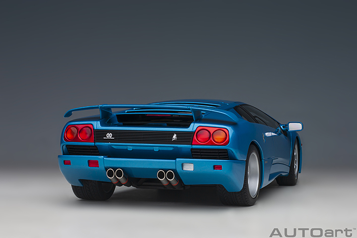 79156 1/18 LAMBORGHINI DIABLO SE30 (BLU SIRENA/METALLIC BLUE)