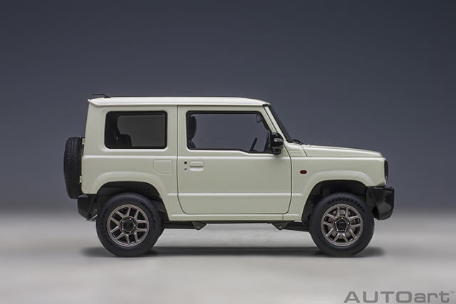 78505 1/18 SUZUKI JIMNY (JB64)(PURE WHITE PEARL)
