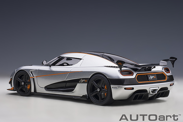 79024 1/18 KOENIGSEGG AGERA RS (MOON SILVER/CARBON BLACK/ORANGE ACCENTS)