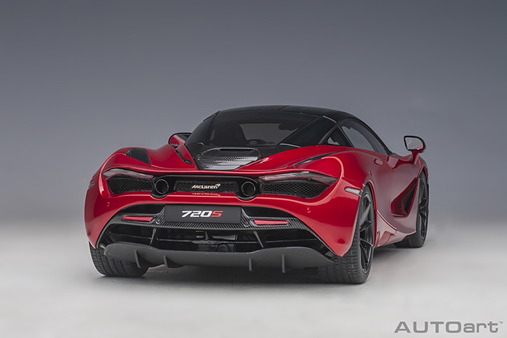 76072 1/18 McLAREN 720S (MEMPHIS RED/METALLIC RED)