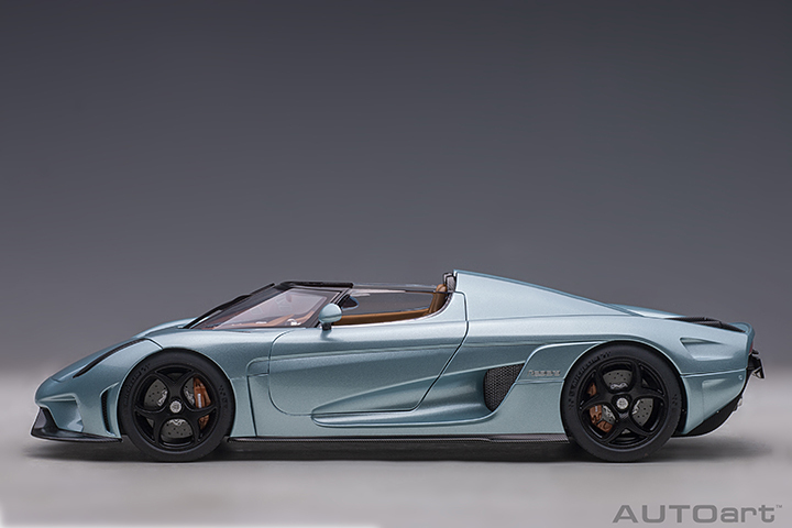 79028 1/18 KOENIGSEGG REGERA (HORIZON BLUE)