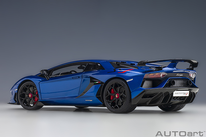 79174 1/18 LAMBORGHINI AVENTADOR SVJ (BLU NETHUNS/METALLIC BLUE)