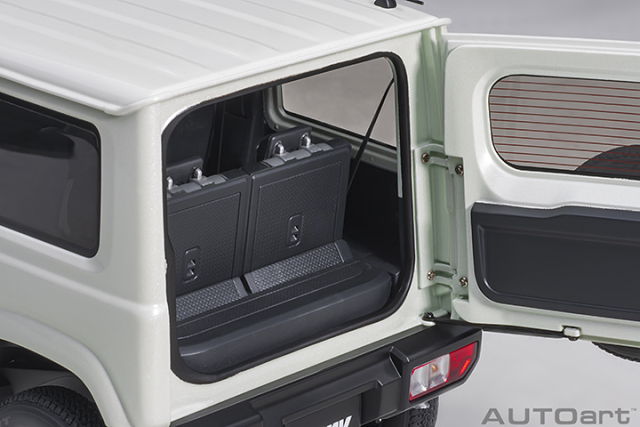 78505 1/18 SUZUKI JIMNY (JB64)(PURE WHITE PEARL)