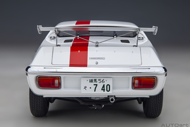 75396 1/18 LOTUS EUROPA SPECIAL "THE CIRCUIT WOLF"     - available in October