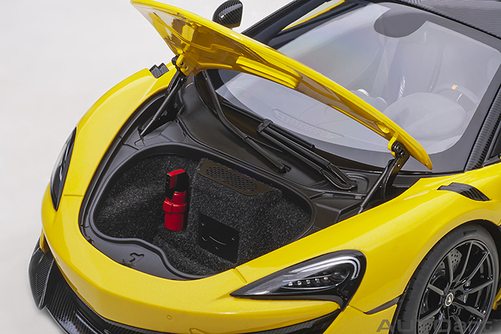 76082 1/18 McLAREN 600LT (SICILIAN YELLOW)