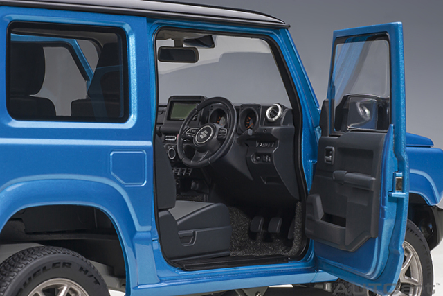 78502 1/18 SUZUKI JIMNY (JB64)(BRISK BLUE METALLIC / BLACK ROOF)
