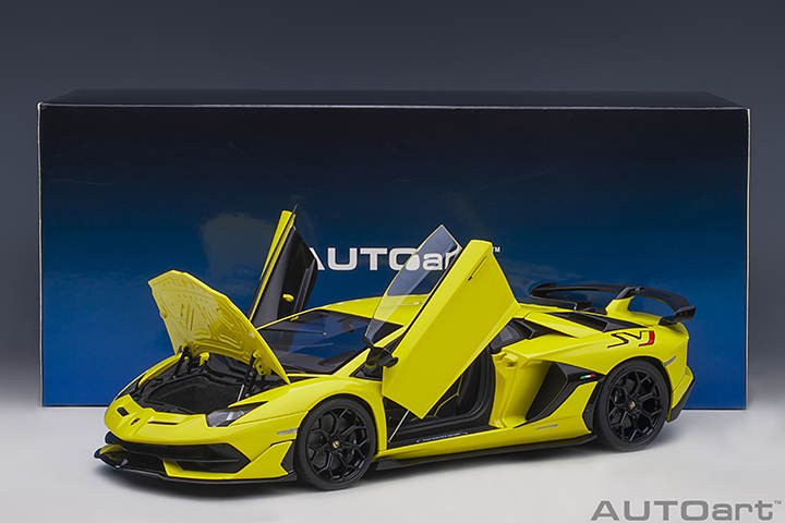 79175 1/18 LAMBORGHINI AVENTADOR SVJ  (GIALLO TENERIFE/PEARL YELLOW)