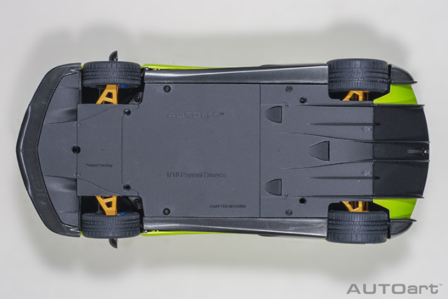 78288 1/18 PAGANI HUAYRA ROADSTER (VERDE FIRENZE)