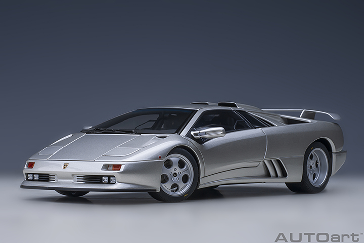 79143 1/18 LAMBORGHINI DIABLO SE30 JOTA (TITANIO/METALLIC SILVER)