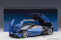 78286 1/18 PAGANI HUAYRA ROADSTER (BLU TRICOLORE CARBON FIBER)