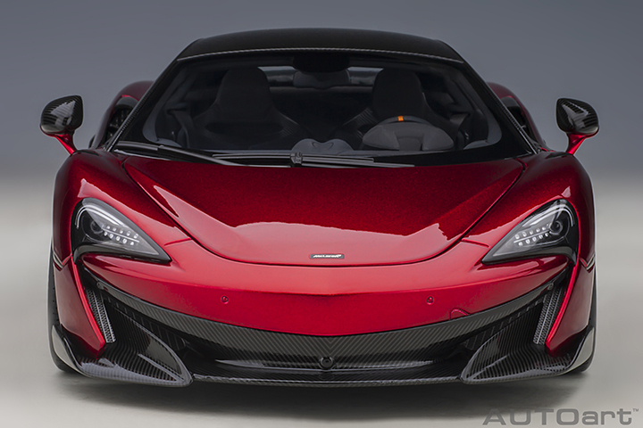 76085 1/18 McLAREN 600LT (VOLCANO RED)