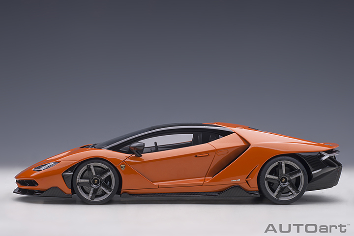 79201 1/18 LAMBORGHINI CENTENARIO (ARANCIO ARGOS/PEARL ORANGE)