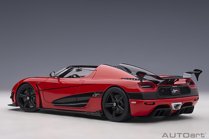 79022 1/18 KOENIGSEGG AGERA RS (CHILLI RED/CARBON BLACK/BLACK ACCENTS)