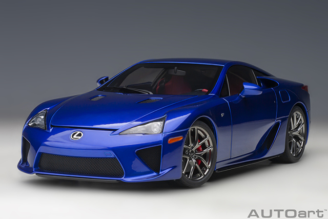 78858 1/18 LEXUS LFA (PEARL BLUE)