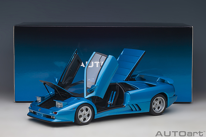 79156 1/18 LAMBORGHINI DIABLO SE30 (BLU SIRENA/METALLIC BLUE)