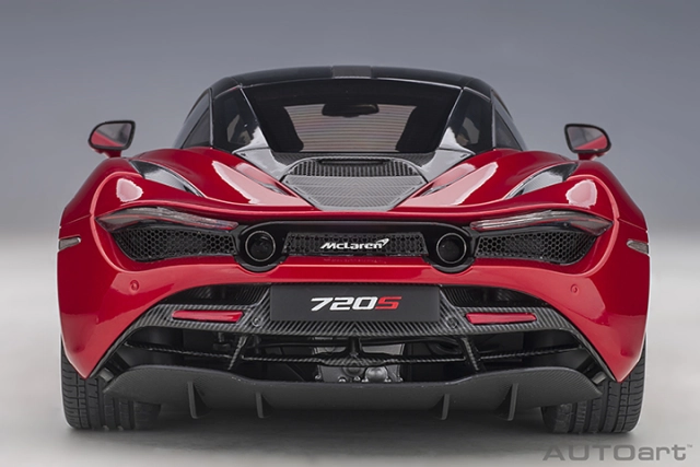 76072 1/18 McLAREN 720S (MEMPHIS RED/METALLIC RED)