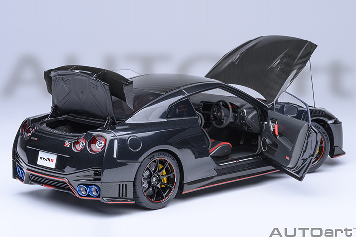 77504 1/18 NISSAN GT-R (R35) NISMO 2022 SPECIAL EDITION (METEOR FLAKE BLACK PEARL)