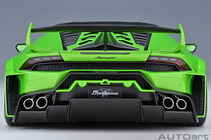 79128 1/18 LIBERTY WALK LB SILHOUETTE WORKS HURACAN GT (PEARL GREEN)